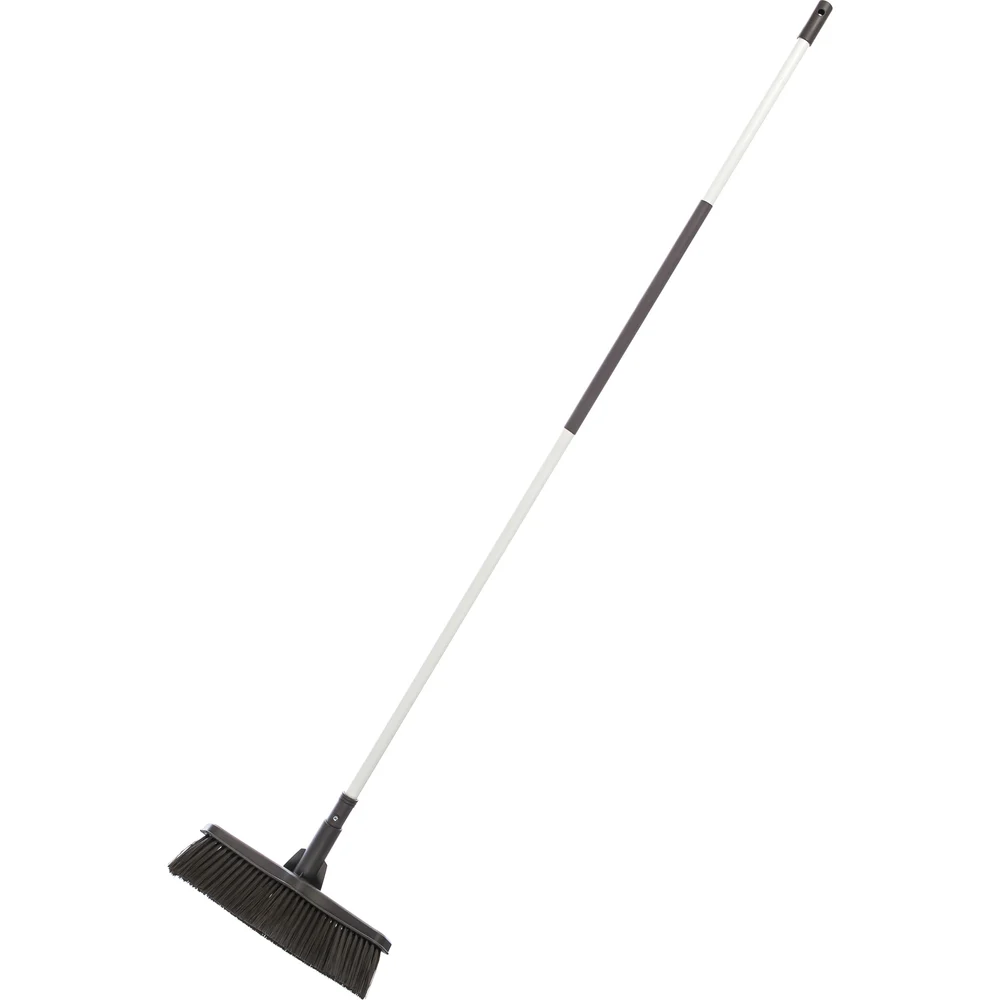 Облегченная садовая метла Fiskars 1025927