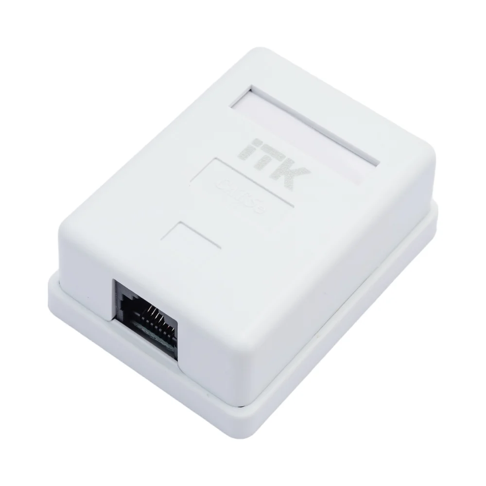 Настенная информационная розетка ITK CS2-1C5EU-12