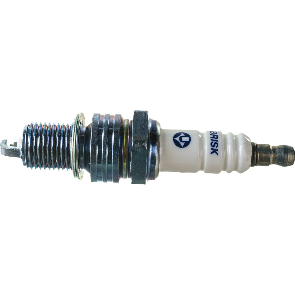 Свеча зажигания ВАЗ-2101-2110/2121 карбюратор BRISK PLATIN 1404 LR15YP-N