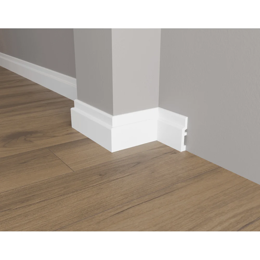 Ударопрочный влагостойкий напольный плинтус под покраску Decor-Dizayn DD703
