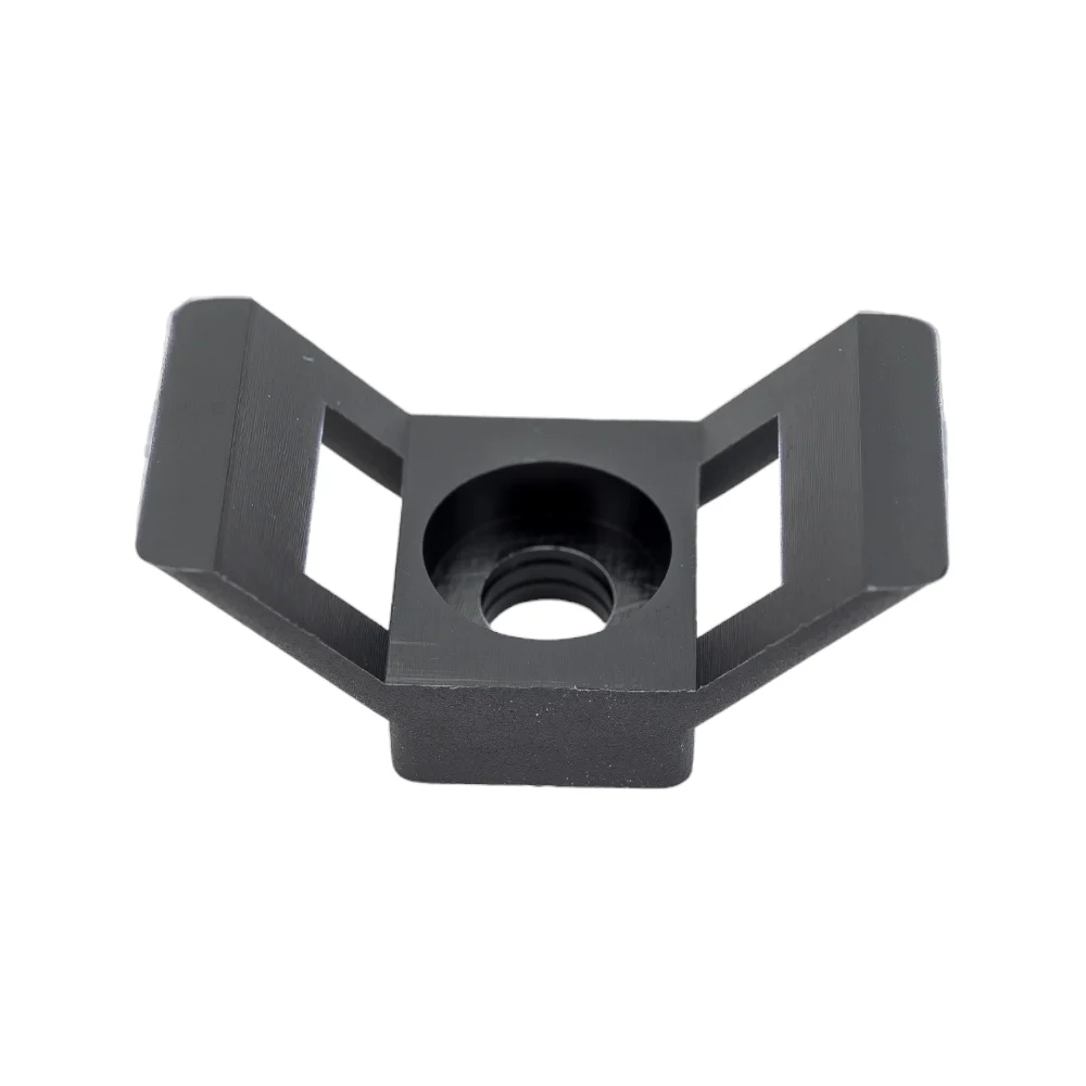 Держатель для стяжек SapiSelco SUP.3.401