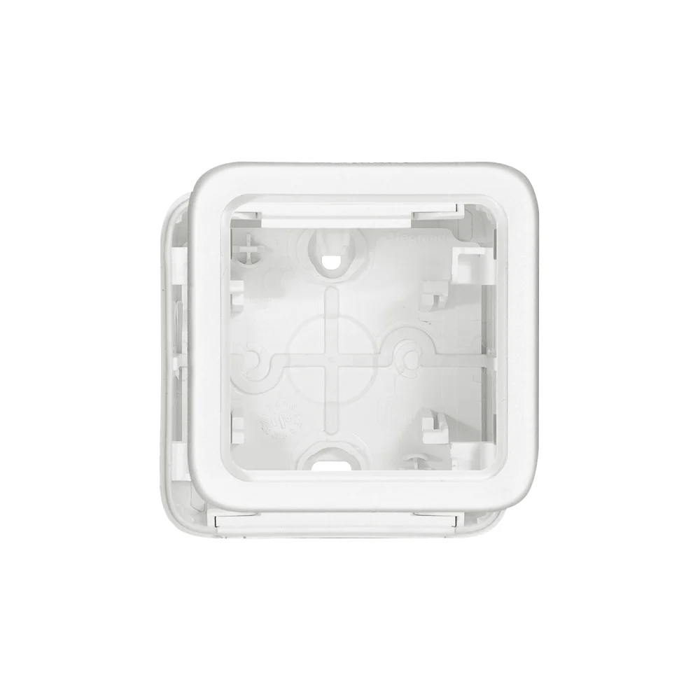 Монтажная коробка для наружного монтажа Legrand Plexo Arctic 070741