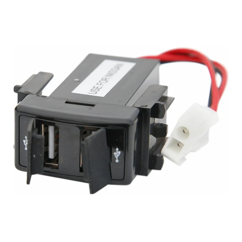 Розетка usb для Nissan 35x13 РИФ RIF22-4-1013100